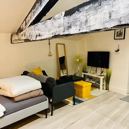 Renove 30m2 A 5 Min De La Gare *