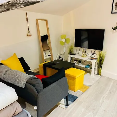 Renove 30m2 A 5 Min De La Gare *