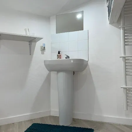 Apartment Renove 30m2 A 5 Min De La Gare