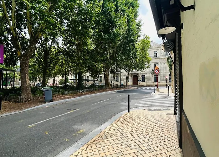 Renove 30m2 A 5 Min De La Gare Apartman