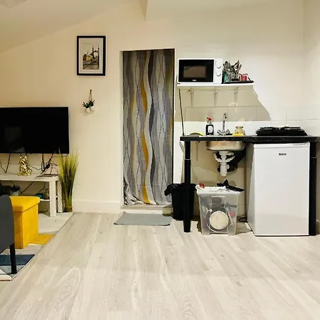 Renove 30m2 A 5 Min De La Gare 公寓 *