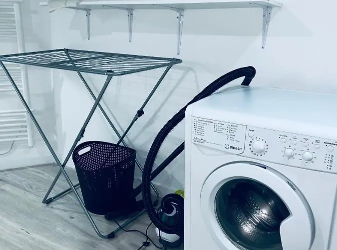 Renove 30m2 A 5 Min De La Gare Bordeaux