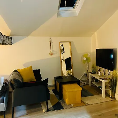 Renove 30m2 A 5 Min De La Gare ボルドー